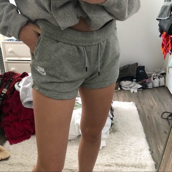 Nike Pants - Nike sweatshorts!